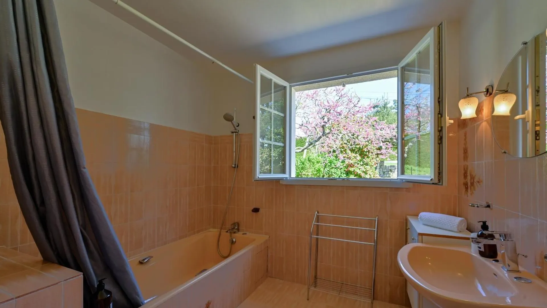 Ty Nehue - Maison Avec Jacuzzi Crach Holiday home